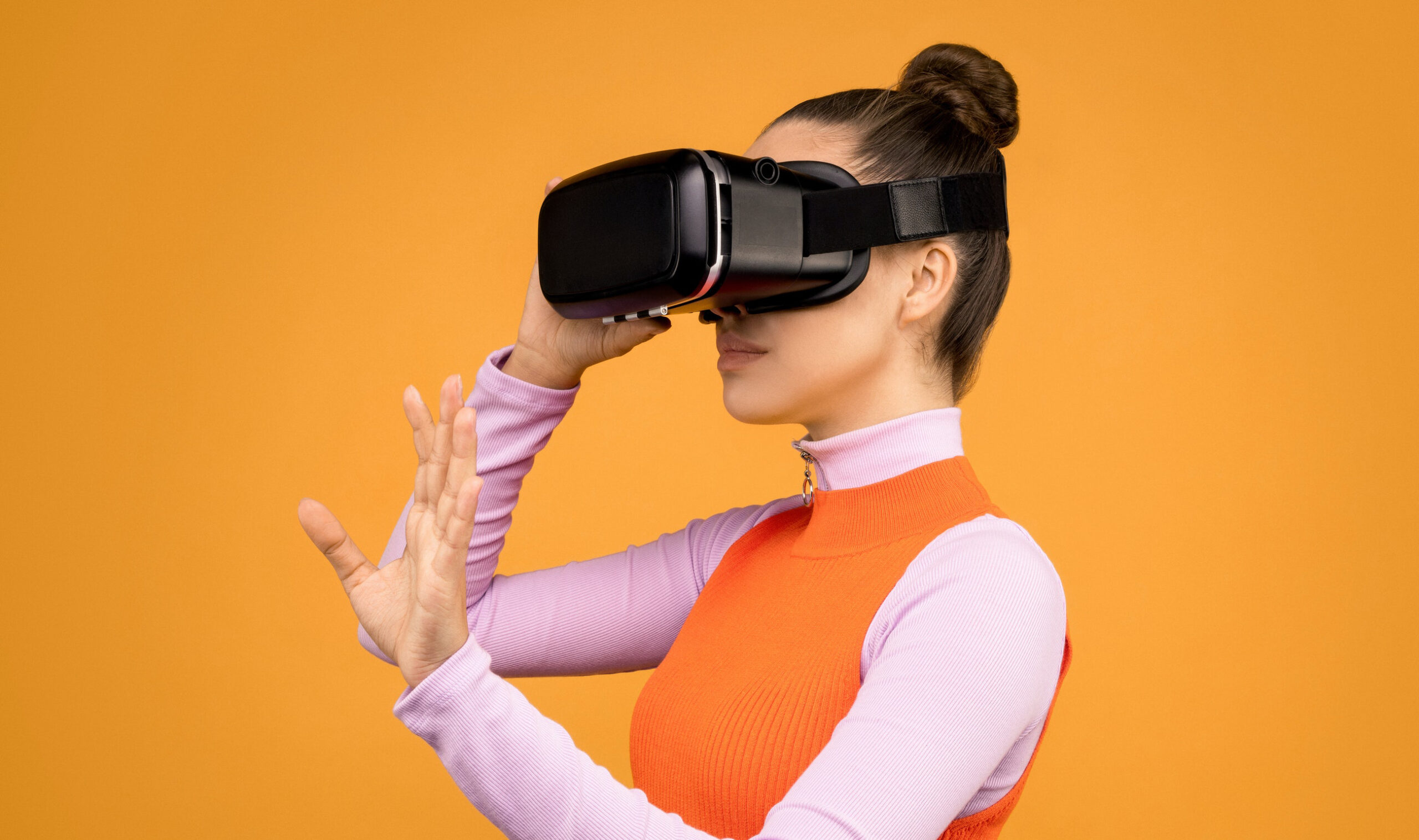 Apples Ar Vr Headsets Are Expected To Launch In St Quarter Of Smartmag Tech